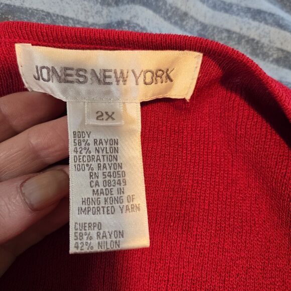 Jones New York Cardigan Embroidered Sequins Red Cherry 2x Elegant Casual - Picture 4 of 9